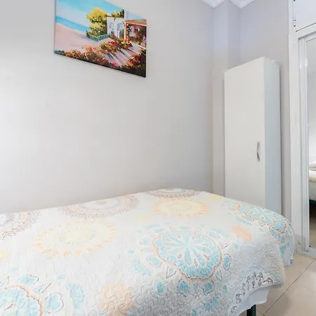 Apartment Stunning Marina View Fuengirola