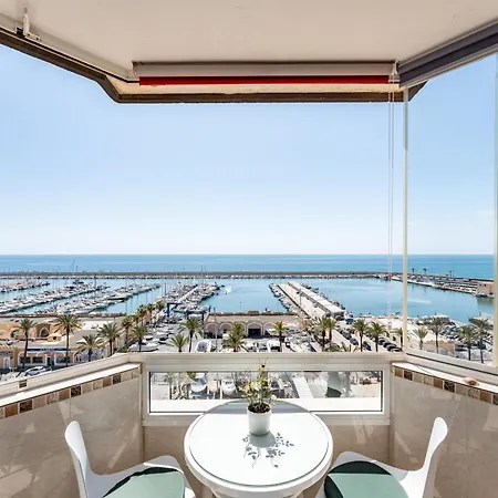 Apartment Stunning Marina View